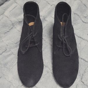 6.5 Clark's Artisan Comfort Wedge Heel Suede Booties